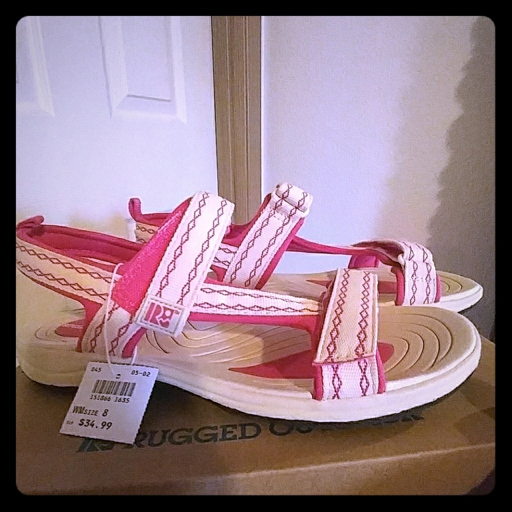 Sz 8 Trail Sandals